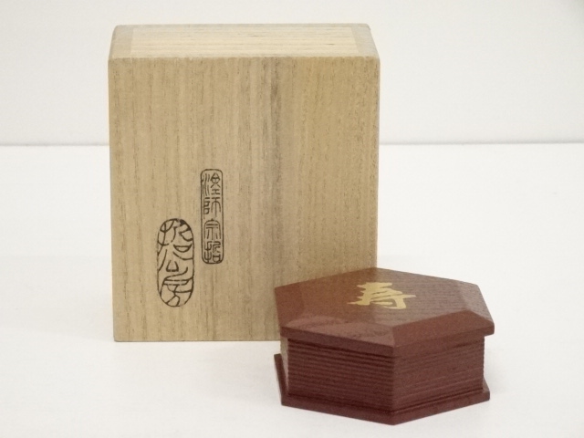 JAPANESE TEA CEREMONY / WOODEN HEXAGONAL KOGO(INCENSE CONTAINER) / LACQUERED